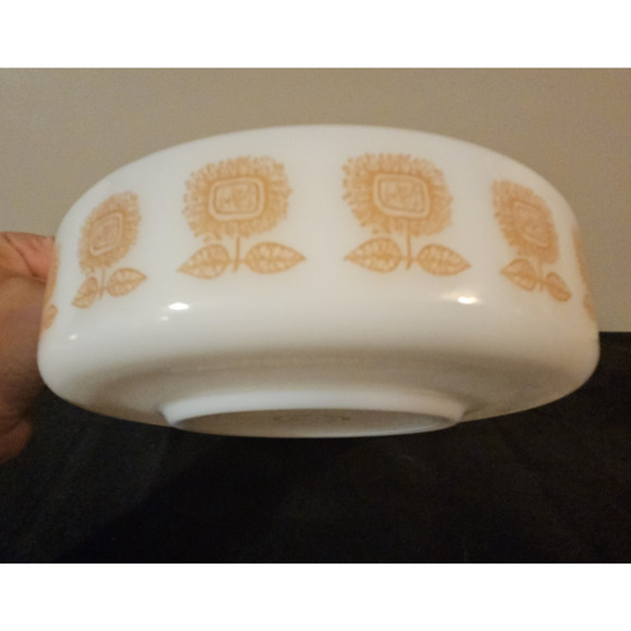 1960s 8" Footed Round Federal Milk Glass Brown Sunflower Bowl - Picture 6 of 7